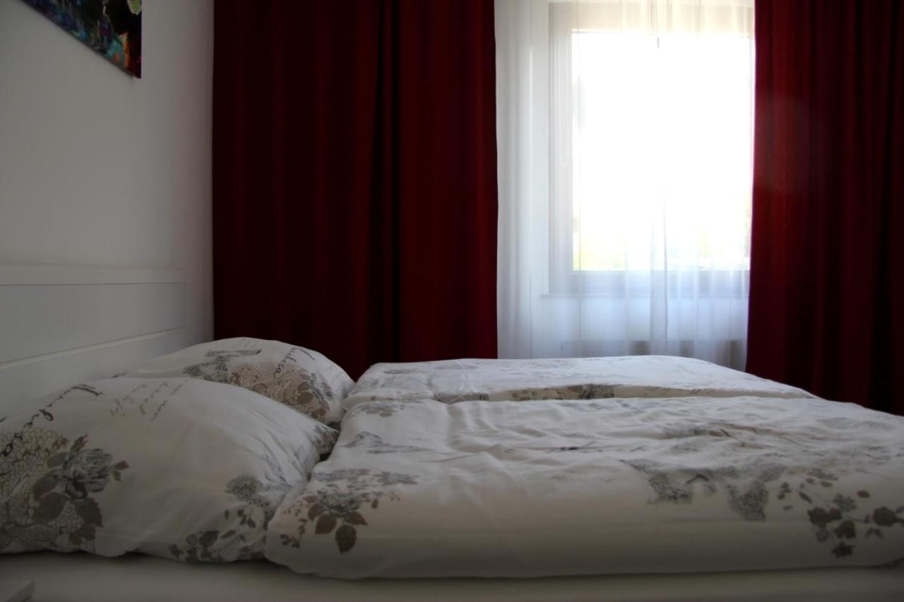 Geraeumige 4 Zimmer Wohnung An Den Kaiserthermen Trier Eksteriør bilde